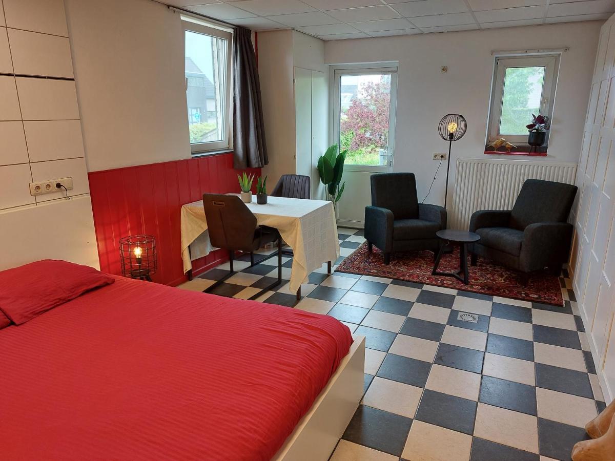 Gasthuys De Peel Bed & Breakfast Ospel Bagian luar foto